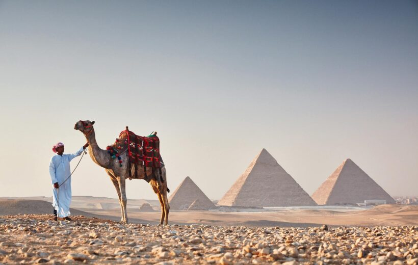 Cairo: Giza Pyramids, Memphis, Saqqara Private Tour & Lunch